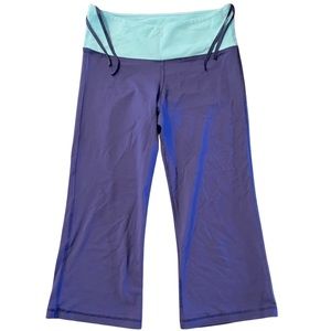 🦄🍋lululemon🍋🦄 Crescent Crop | Rare Vintage | Blue | Size 6